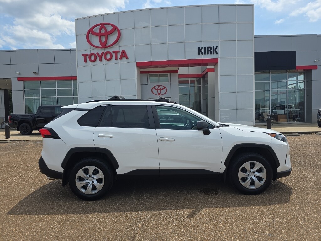 Used 2021 Toyota RAV4 LE SUV