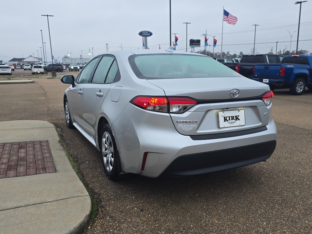 Used 2025 Toyota Corolla LE Sedan
