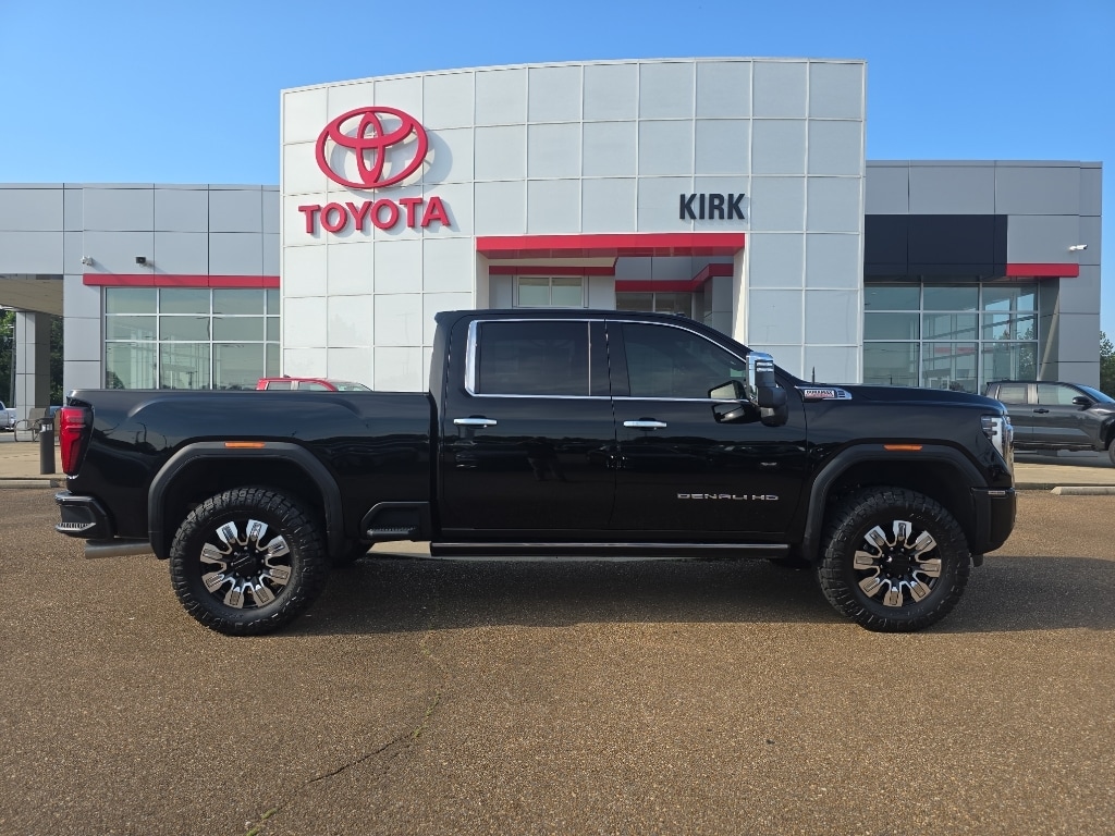 Used 2025 GMC Sierra 2500 HD Denali Truck Crew Cab