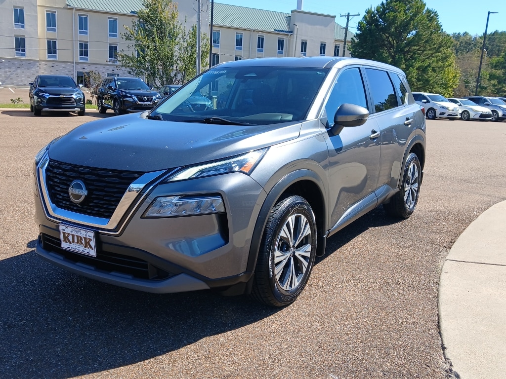 Used 2022 Nissan Rogue SV SUV