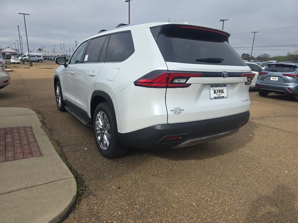 New 2026 Toyota Grand Highlander Platinum SUV