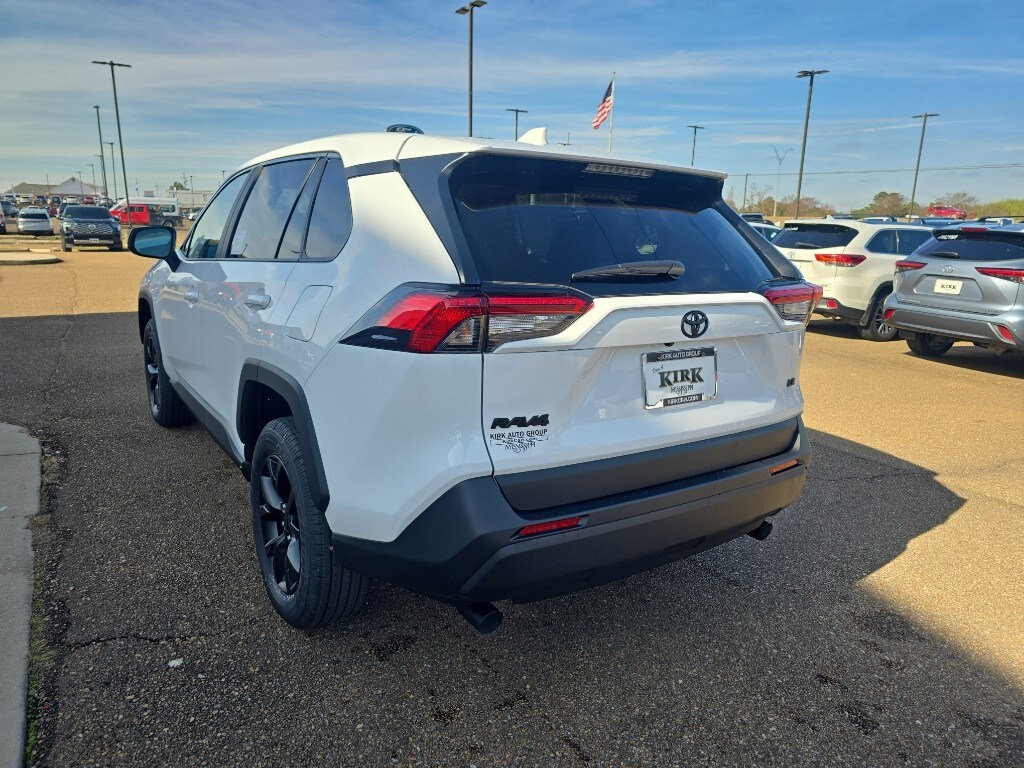 New 2025 Toyota RAV4 LE SUV