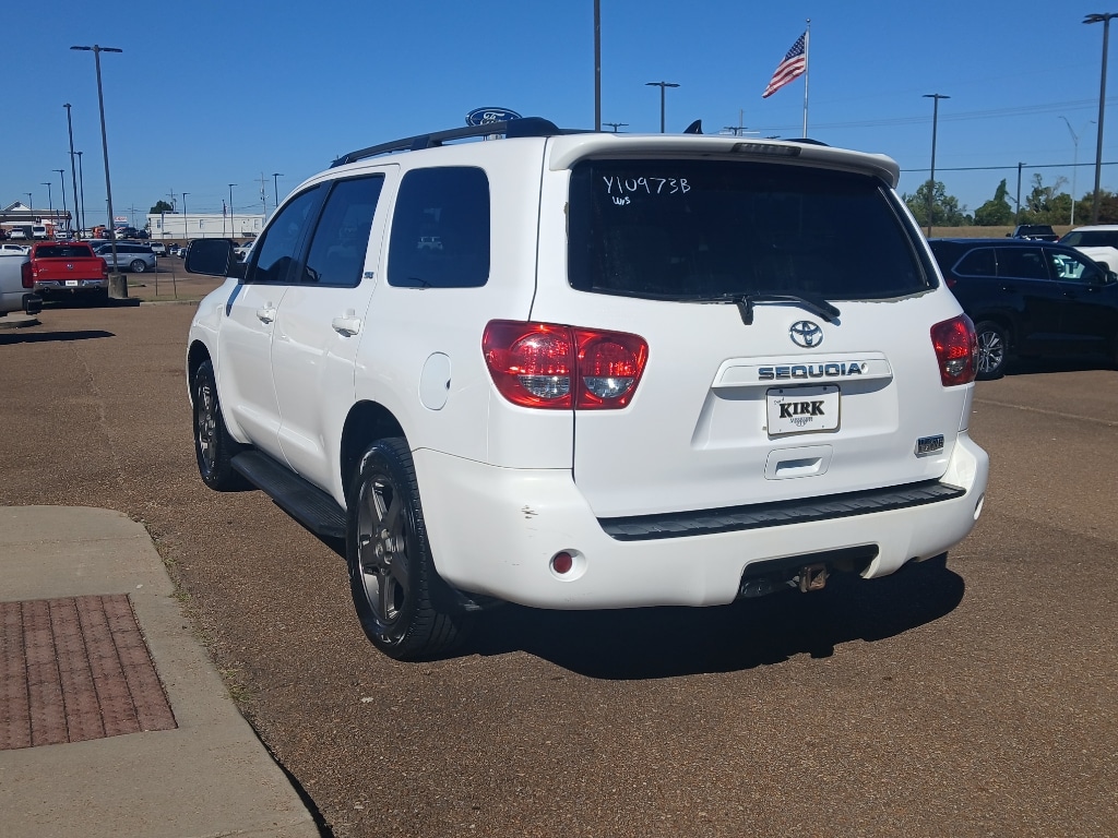 Used 2016 Toyota Sequoia SR5 5.7L V8 SUV