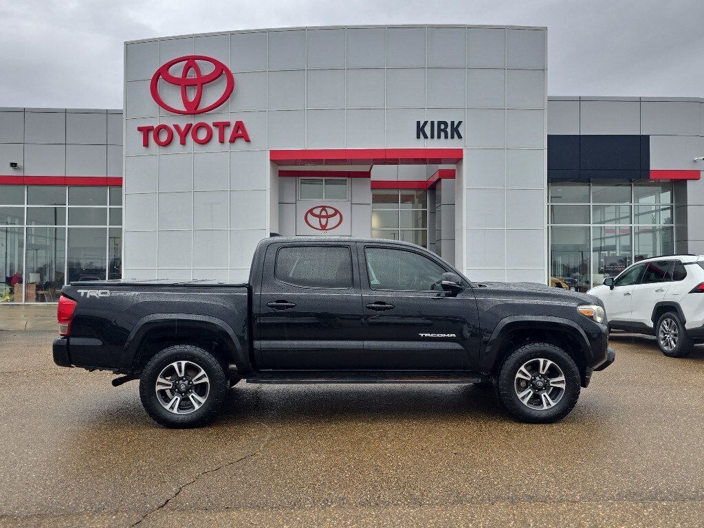Used 2017 Toyota Tacoma TRD Sport V6 Truck Double Cab
