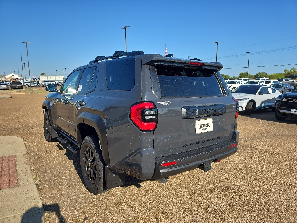 New 2026 Toyota 4Runner SR5 SUV