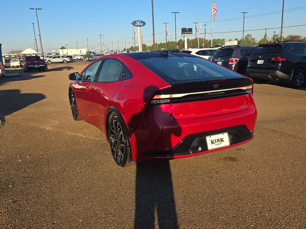 Used 2025 Toyota Prius Plug-in Hybrid XSE Premium Hatchback