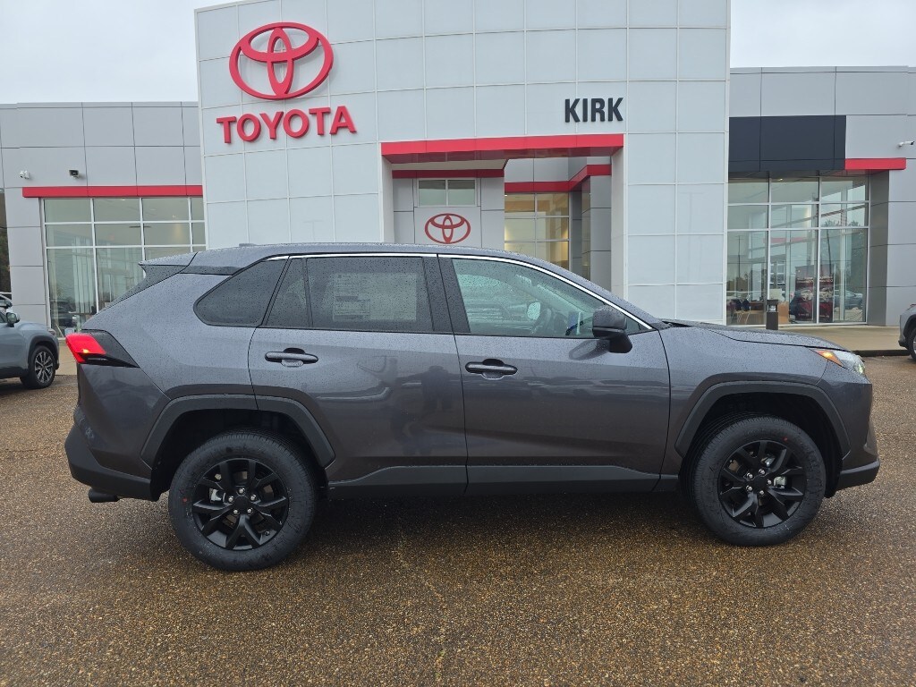 New 2025 Toyota RAV4 LE SUV