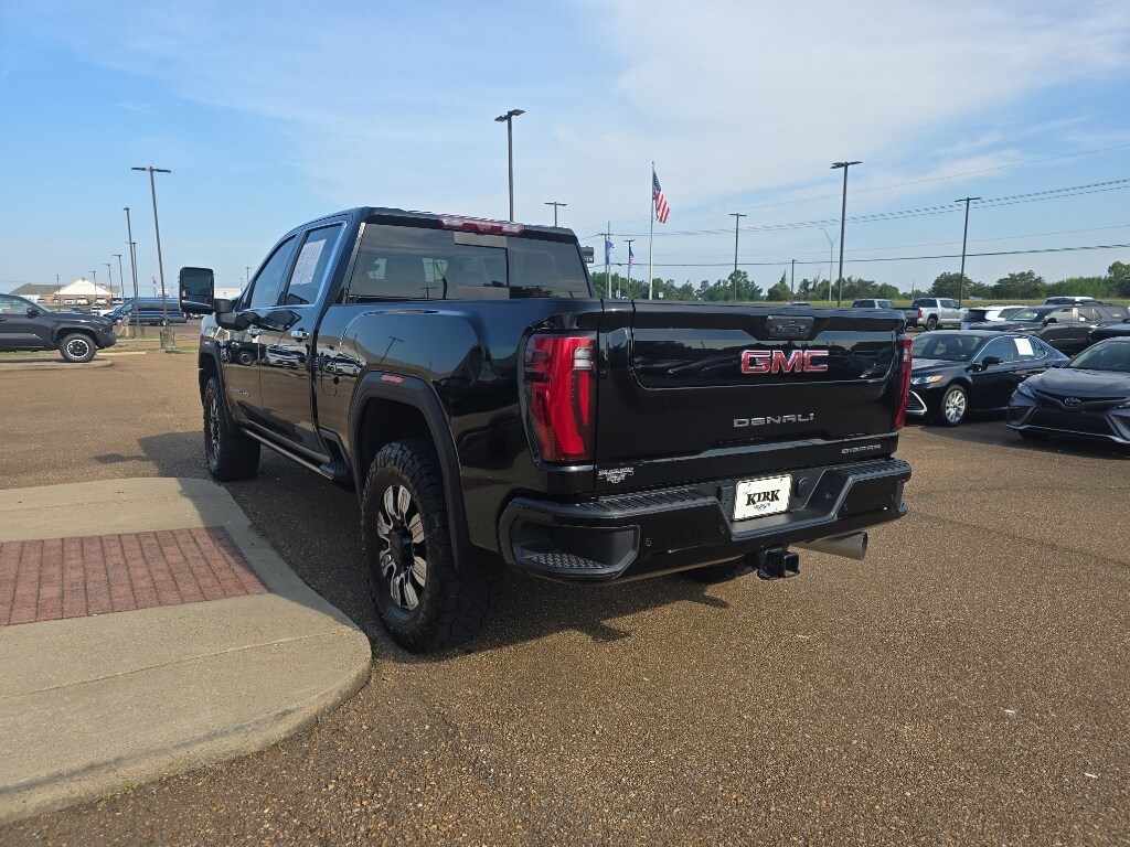 Used 2025 GMC Sierra 2500 HD Denali Truck Crew Cab