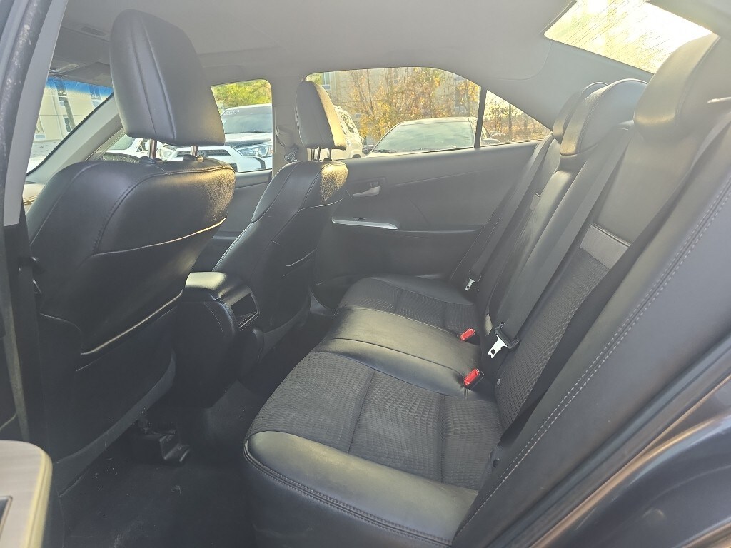 Used 2013 Toyota Camry SE Sedan