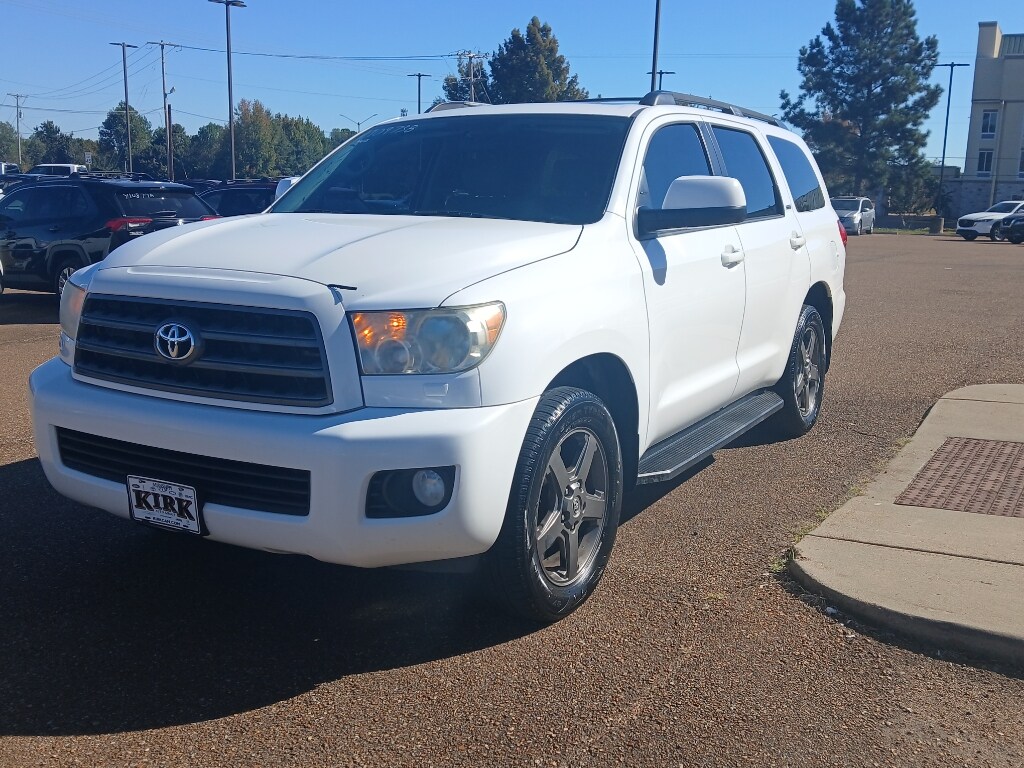 Used 2016 Toyota Sequoia SR5 5.7L V8 SUV