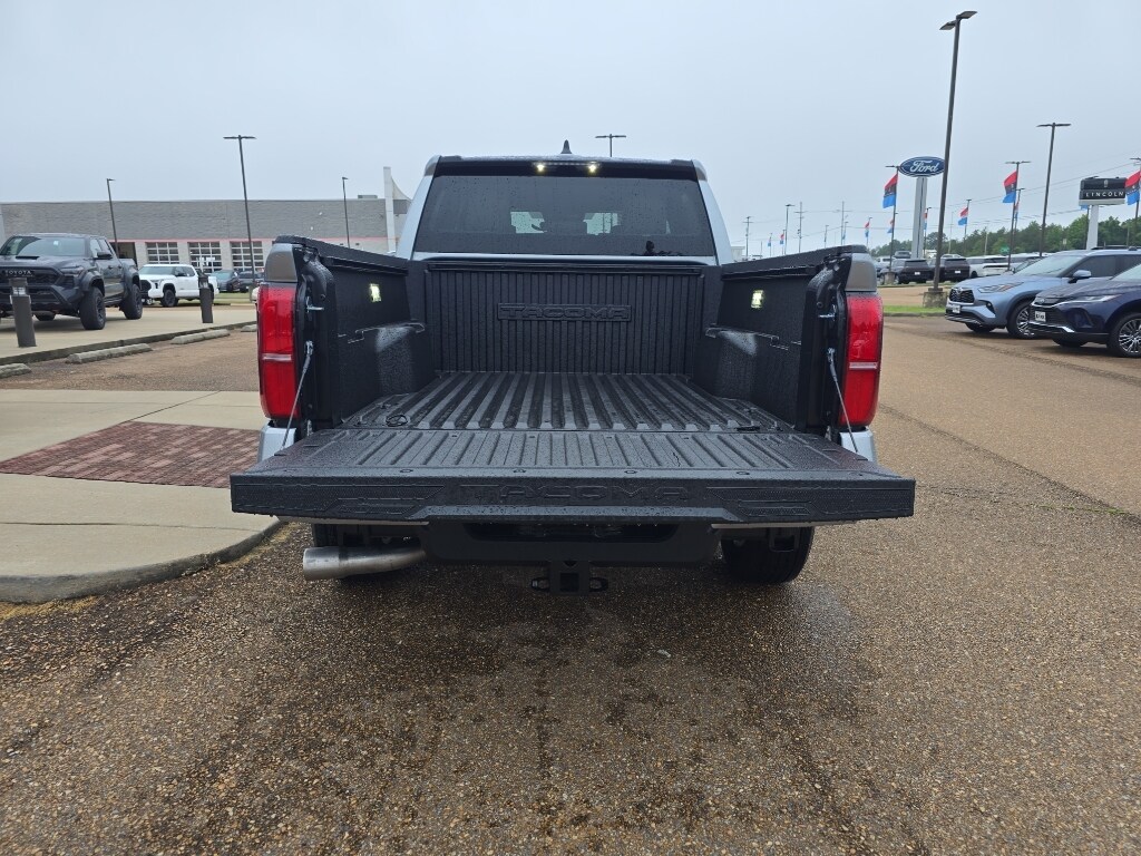New 2026 Toyota Tacoma SR5 Truck Double Cab
