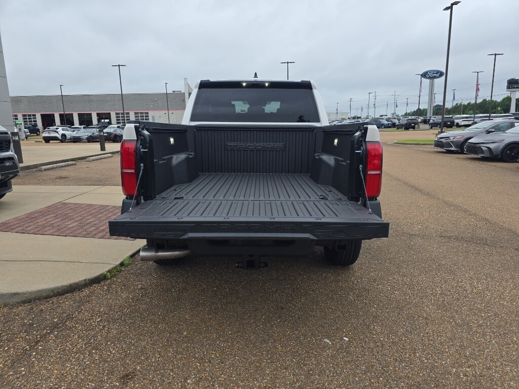 New 2026 Toyota Tacoma SR Truck Double Cab
