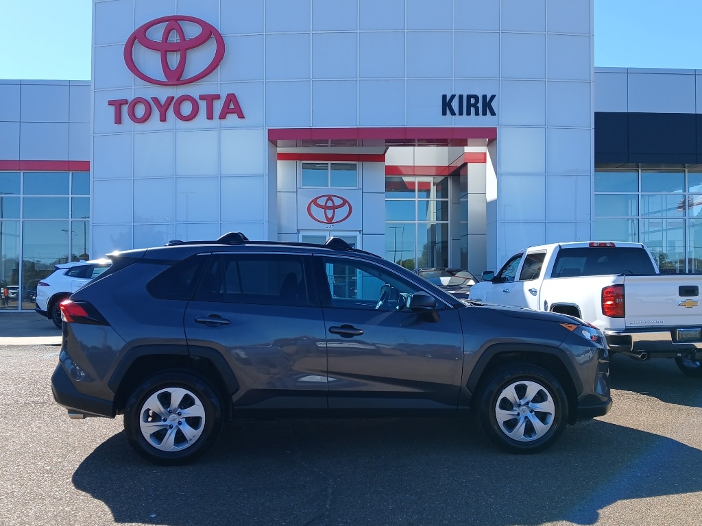 Used 2020 Toyota RAV4 LE SUV