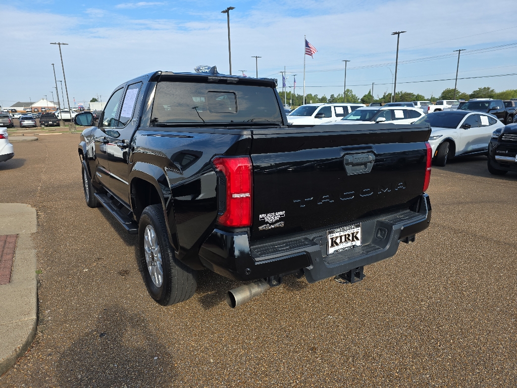 Used 2025 Toyota Tacoma SR5 Truck Double Cab