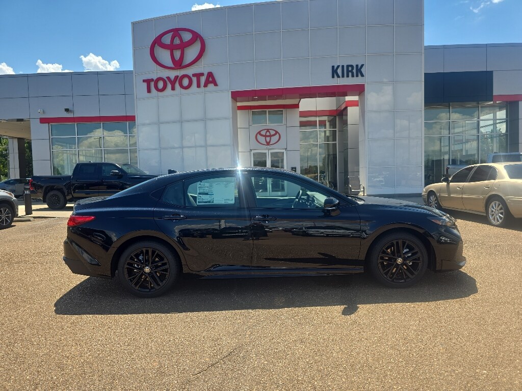 New 2026 Toyota Camry SE Sedan