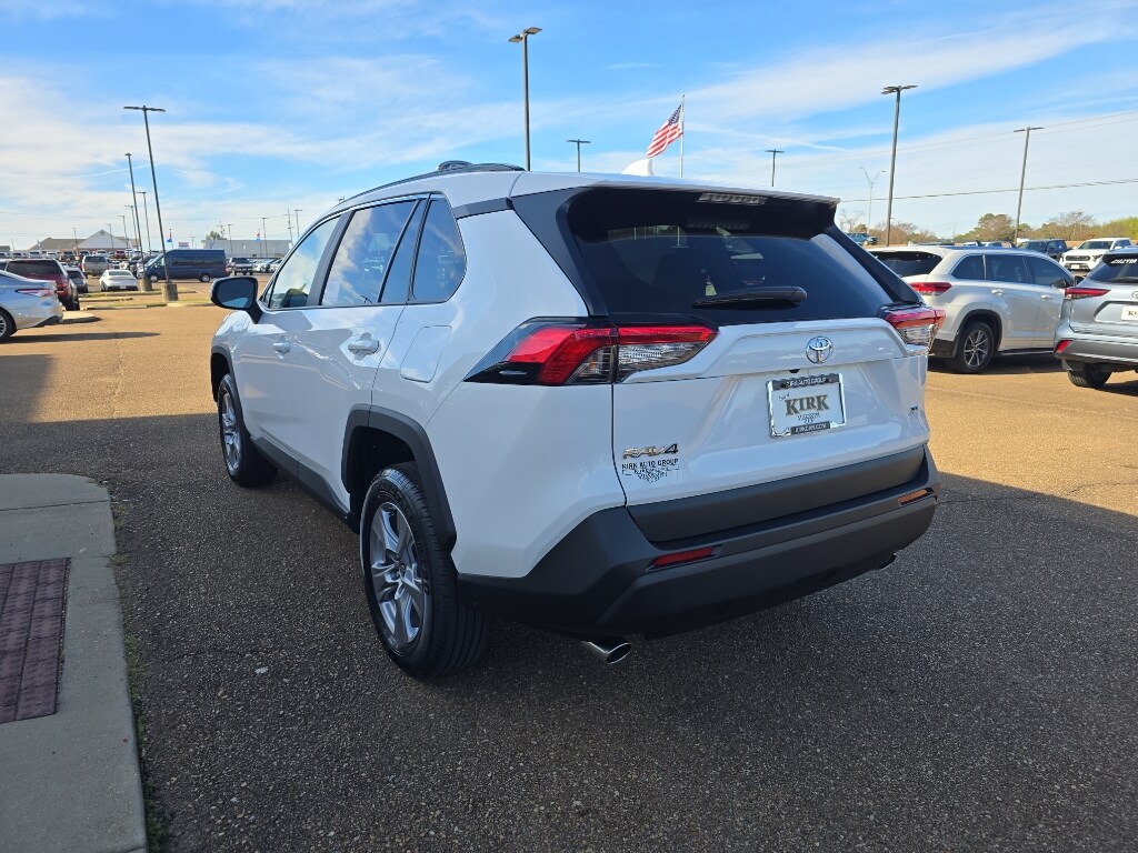 New 2025 Toyota RAV4 XLE SUV