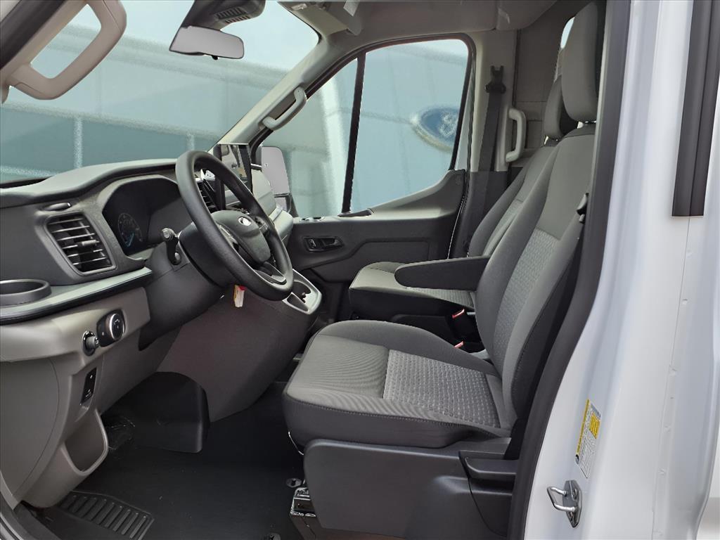 2025 Ford Transit Passenger Van XLT - Photo 35