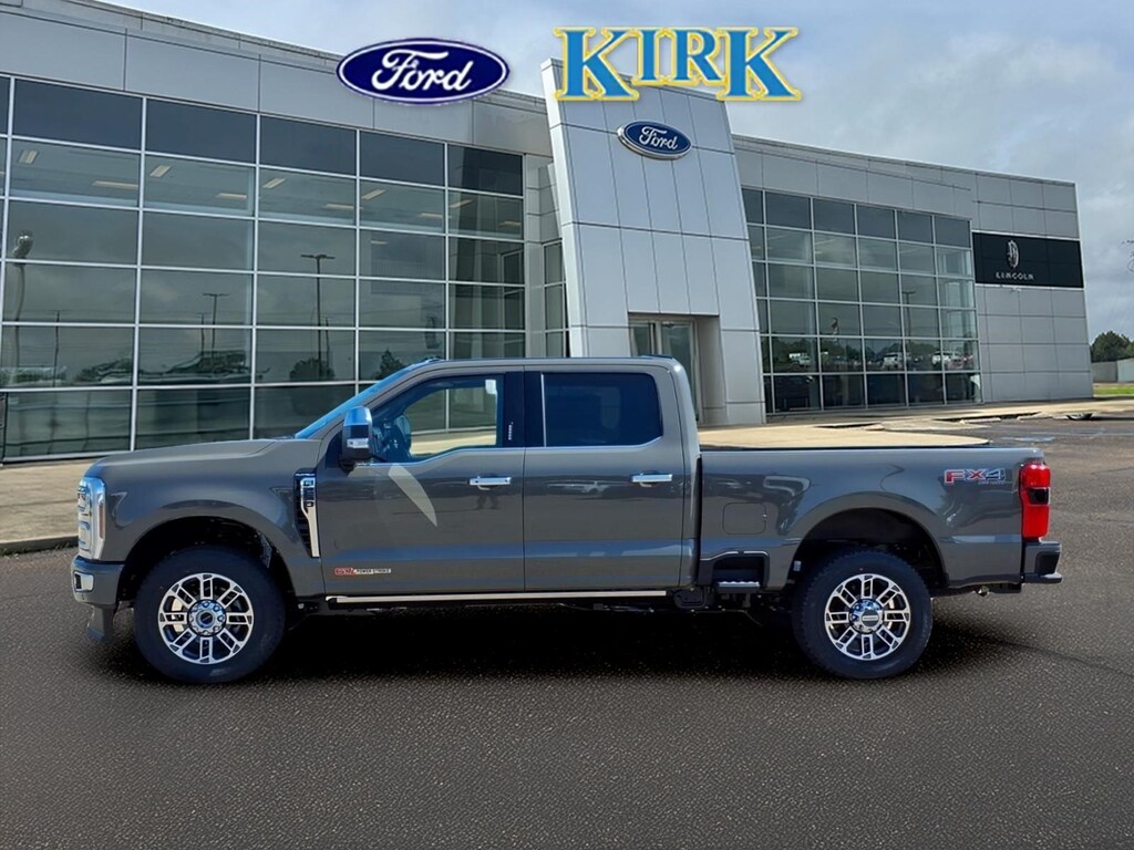New 2026 Ford F-250 Platinum Crew Cab