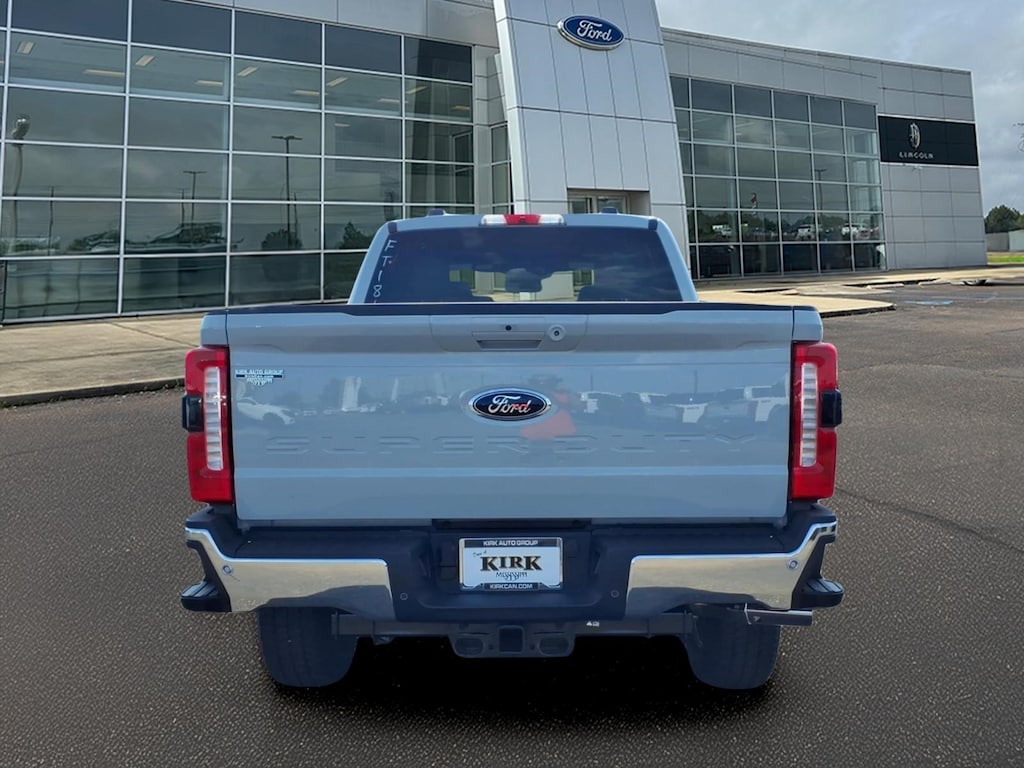 New 2026 Ford F-250 Lariat Crew Cab
