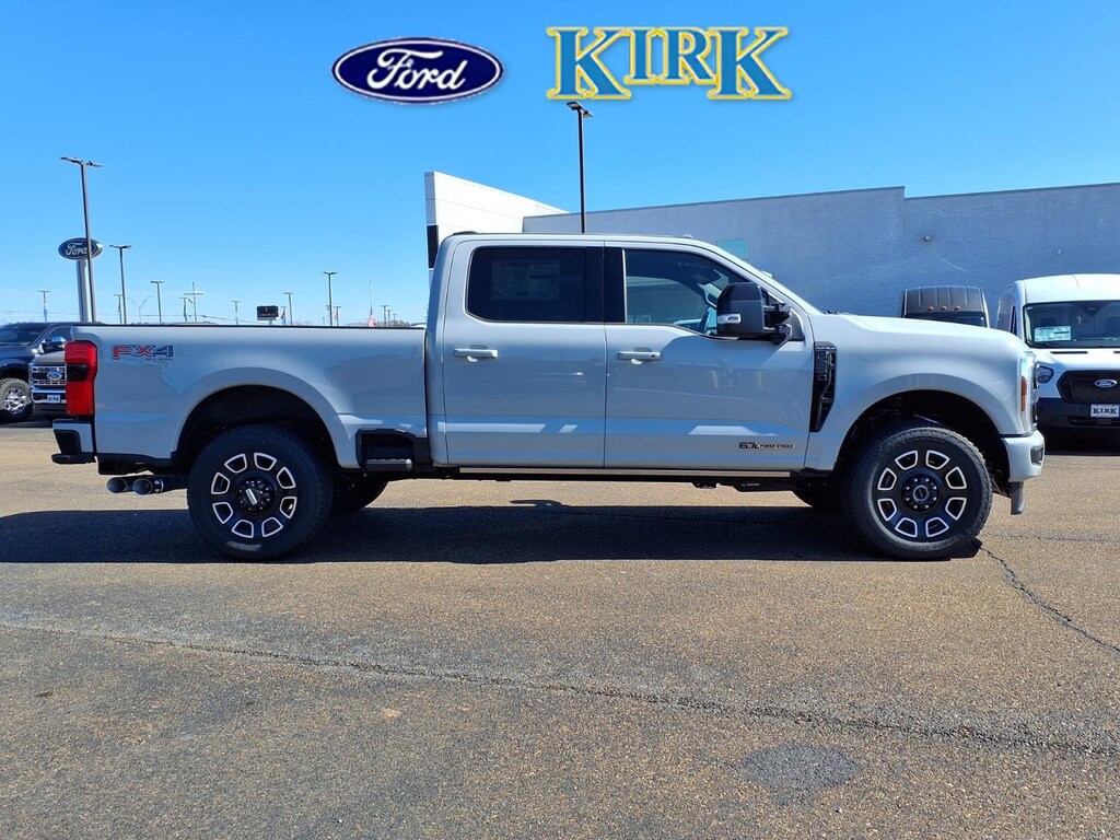 New 2026 Ford F-250 Platinum Crew Cab