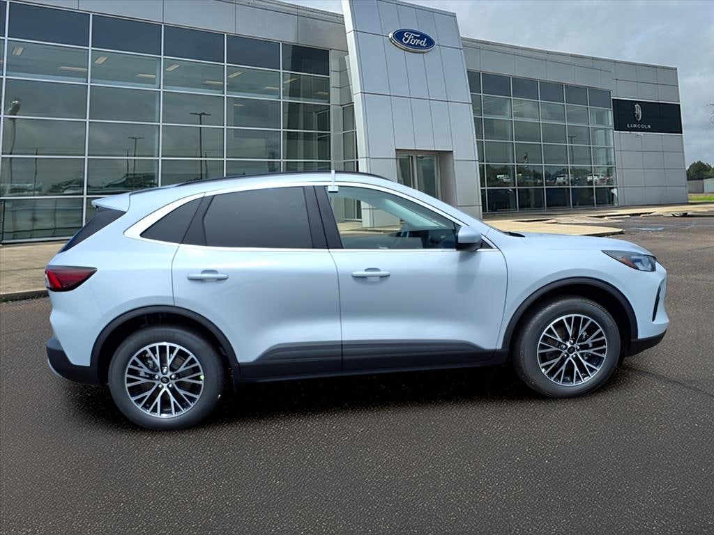New 2025 Ford Escape Phev SUV
