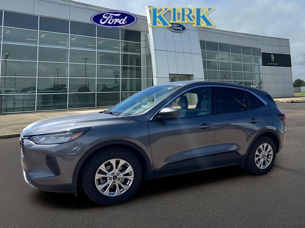 Used 2023 Ford Escape Active with VIN 1FMCU0GN0PUA41830 for sale in Grenada, MS
