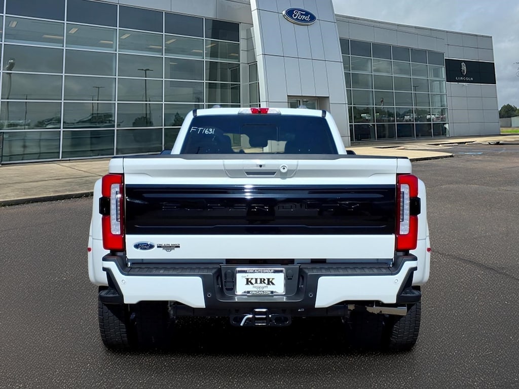 New 2026 Ford F-450 Platinum Crew Cab
