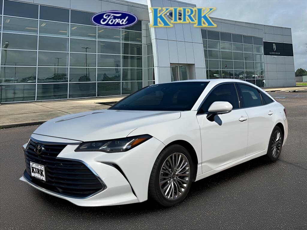 Used 2022 Toyota Avalon Limited with VIN 4T1DZ1FB9NU081534 for sale in Grenada, MS