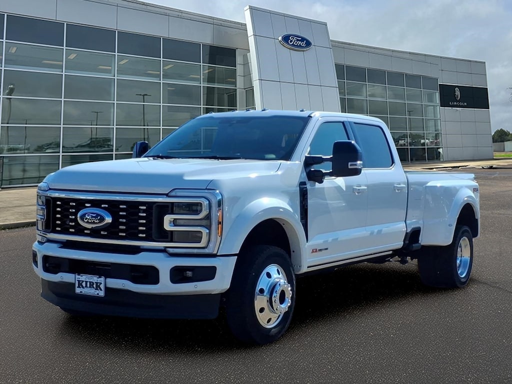 New 2026 Ford F-450 Platinum Crew Cab
