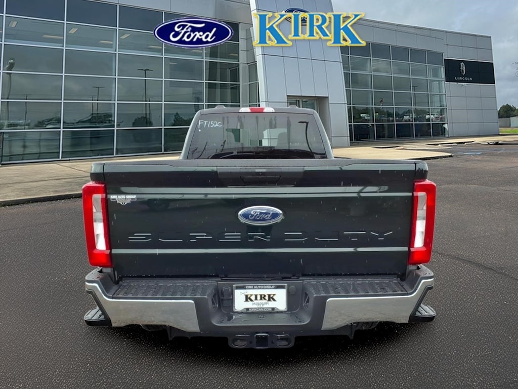 New 2026 Ford F-350 XLT Crew Cab