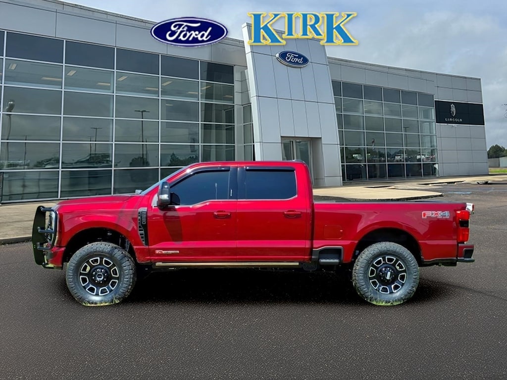 New 2026 Ford F-250 Platinum Crew Cab