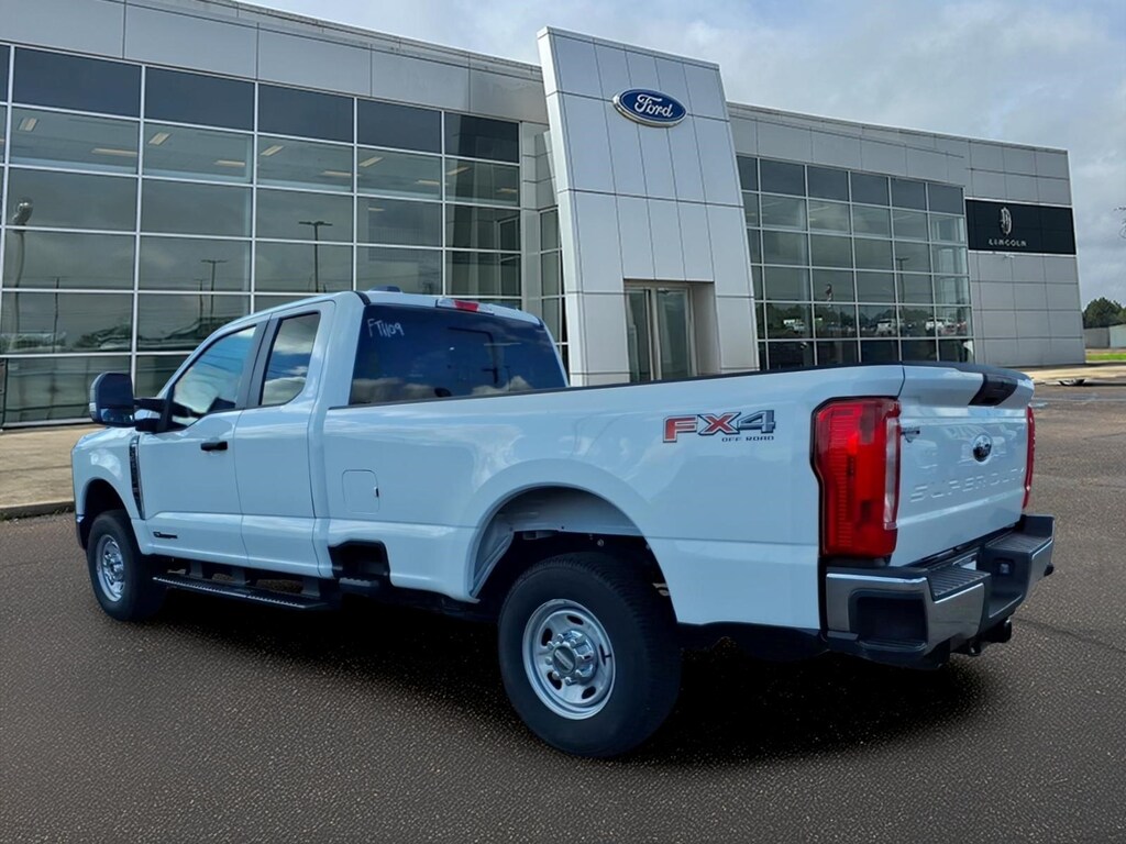 New 2026 Ford F-250 XL Extended Cab