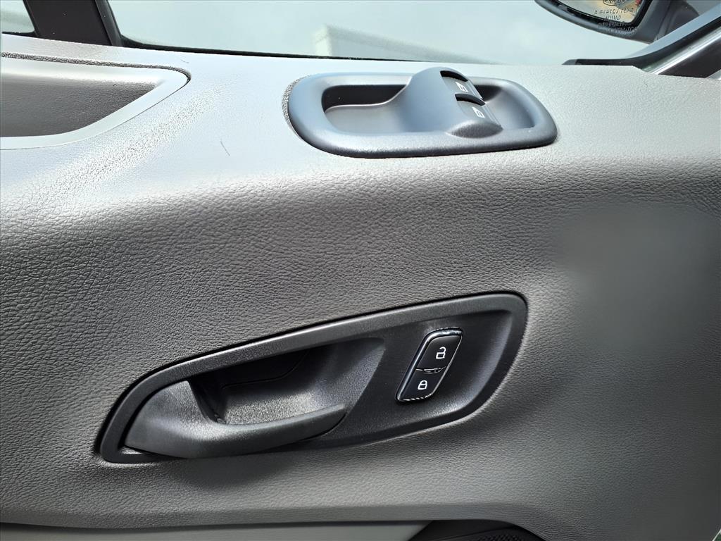 2025 Ford Transit Passenger Van XLT - Photo 10
