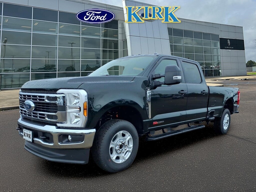 New 2026 Ford F-350 XLT Crew Cab