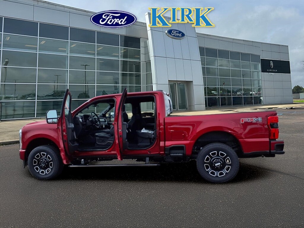 New 2026 Ford F-250 Platinum Crew Cab