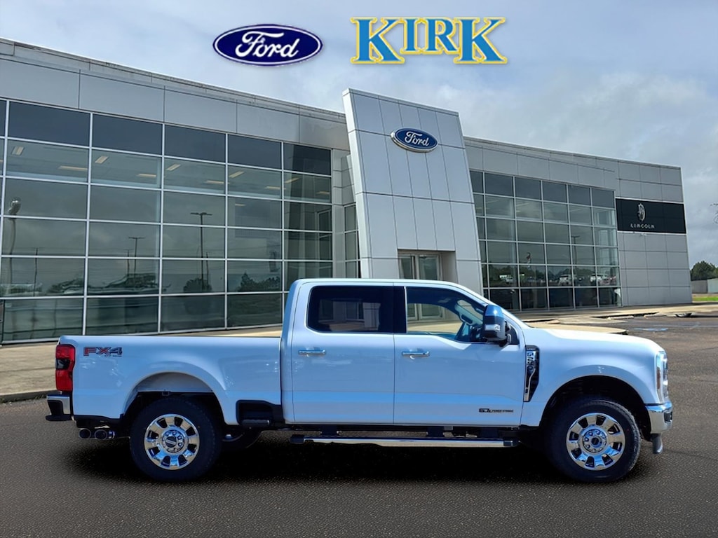 New 2026 Ford F-250 Lariat Crew Cab