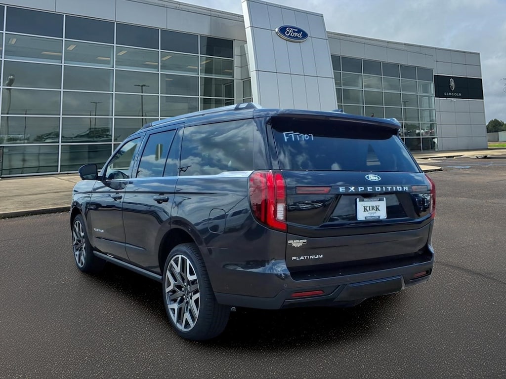 New 2027 Ford Expedition Platinum Wagon .