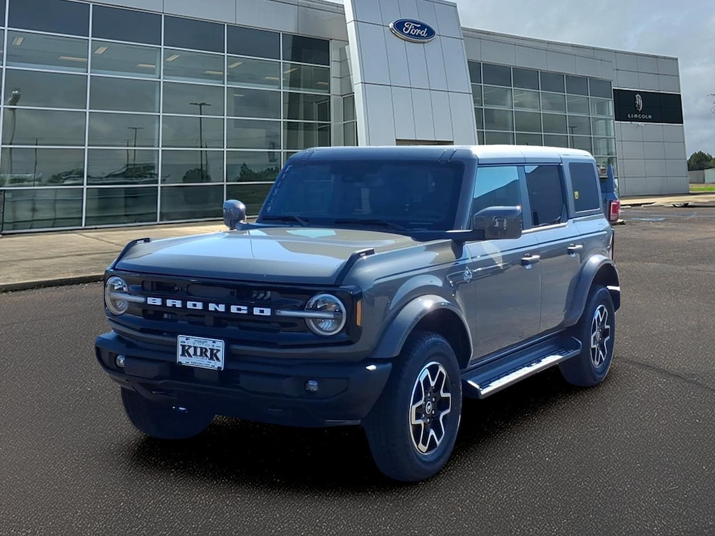 New 2026 Ford Bronco Outer Banks Sport Utility
