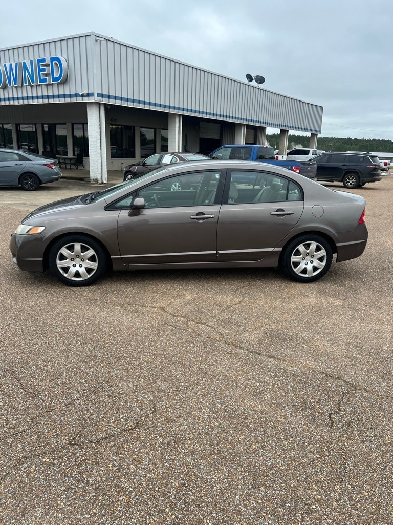Used 2011 Honda Civic LX with VIN 2HGFA1F56BH532045 for sale in Grenada, MS