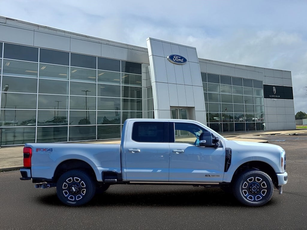New 2026 Ford F-250 Platinum Crew Cab