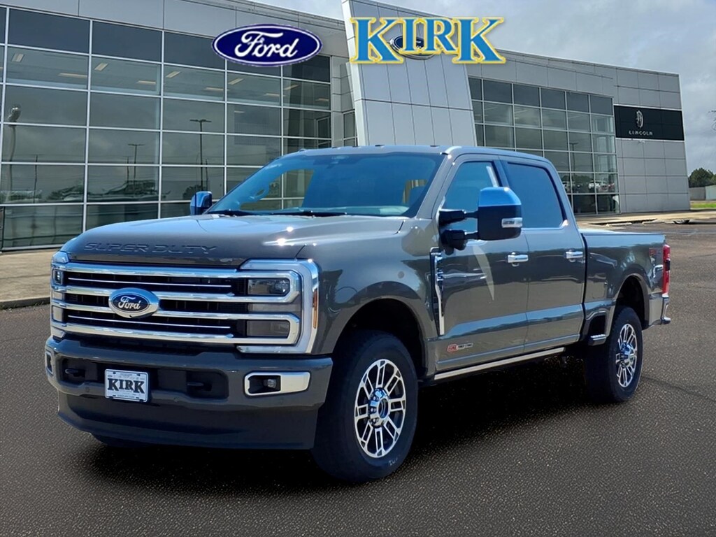 New 2026 Ford F-250 Platinum Crew Cab