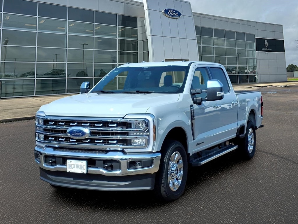 New 2026 Ford F-250 Lariat Crew Cab