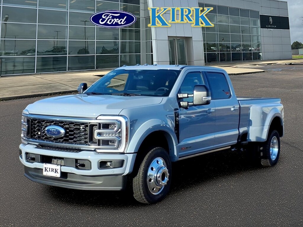 New 2026 Ford F-450 Platinum Crew Cab