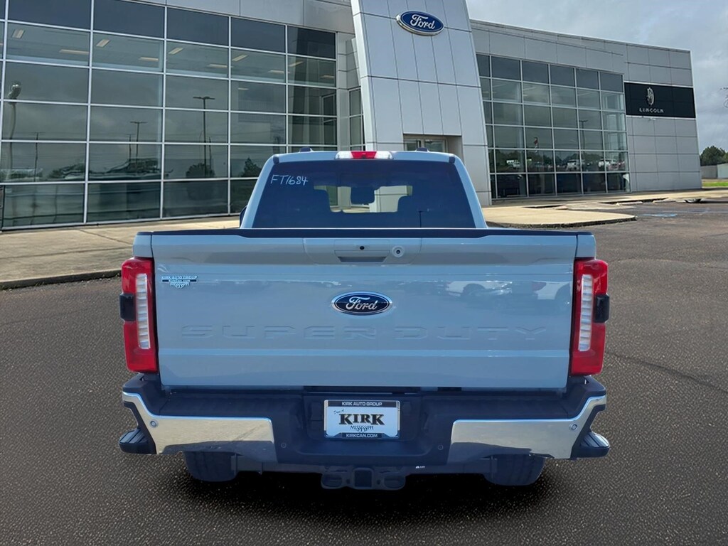 New 2026 Ford F-250 Lariat Crew Cab
