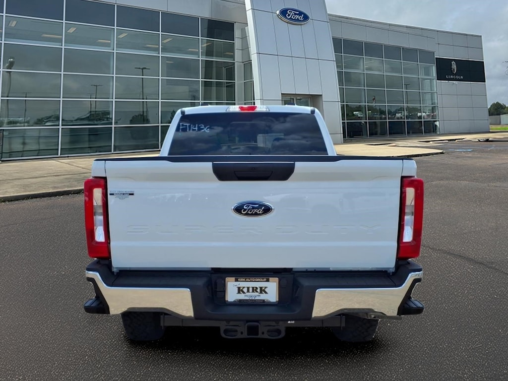 New 2026 Ford F-250 XL Crew Cab