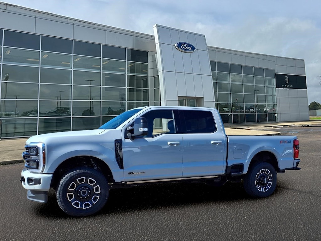 New 2026 Ford F-250 Platinum Crew Cab
