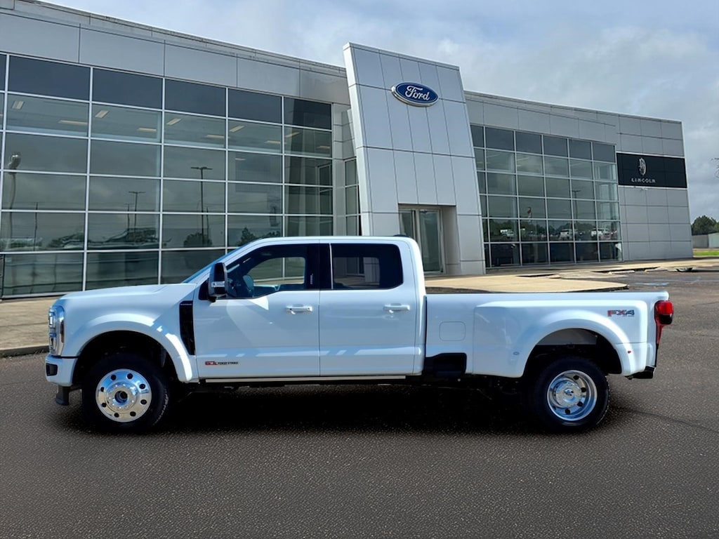 New 2026 Ford F-450 Platinum Crew Cab