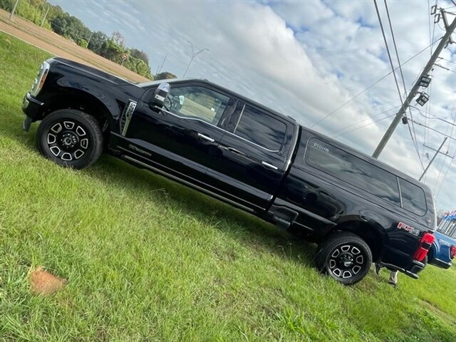 Used 2023 Ford F-350 Super Duty Platinum with VIN 1FT8W3BT7PED00884 for sale in Grenada, MS