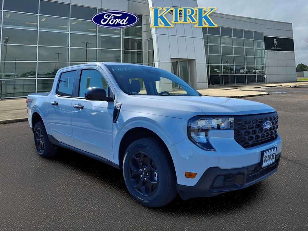 New 2025 Ford Maverick XLT SuperCrew