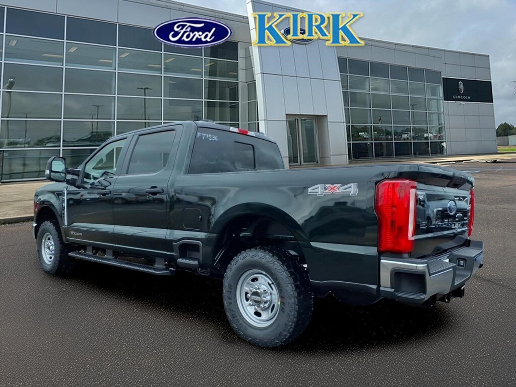 New 2026 Ford F-250 XL Crew Cab